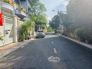 đất diện tích lớn 218m2 ngang 8m , mặt tiền đường khu bên sông, hiệp bình chánh - 20,7 đồng tl