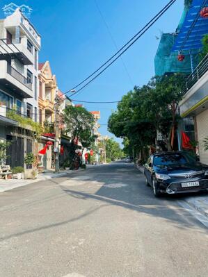 Bán ô đất mặt đường Đoàn Thị Điểm, Liên Bảo giá 5,1 tỷ. Lh 0399.566.078