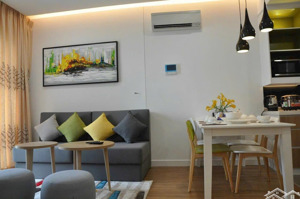 chủ nhà cần bán chcc republic plaza chuẩn ks 5 sao. chỉ với 2.75 tỷ. lh em: call/zalo