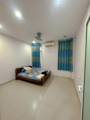 bán gấp nhà 4 tầng lê văn quới -96m2-đường 6m thông nhỉnh 6 tỷ tl- shr