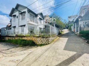 sở hữu nhanh tay villa sân vườn 2 mặt tiền tại trần quang khải - đà lạt