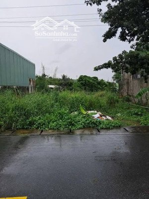 950tr ra gấp đất 150m2 tân uyên gần kcn vsip 3, sổ sẵn.đất mặt tiền kd đầu tư ổn