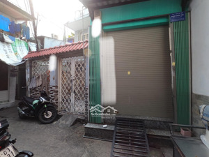 quận 10 - chỉ hơn 3 tỷ hiếm nhà bán - 3 tầng sân thượng - 28m2 đẩy đủ công năng