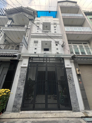 hẻm oto 8m gần đường cộng hòa 4 tầng 4pn nhà còn mới khu hiếm nhà bán