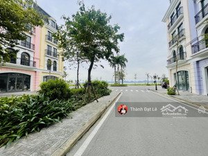 bán căn liền kề 5,5 tầng lô góc 75m2 ven biển bãi tắm tại trung tâm du lịch bãi cháy, hạ long.