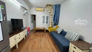chỉ 3 tỷ duplex nguyễn khoái hai bà trưng | ô tô chân cầu thang