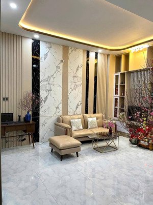 cần cho thuê nhà 3 tầng khu đô thị vcn phước long