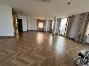 sàn vp 90m2 tại đường cn9, cụm cn từ liêm, đường trịnh văn bô, phường xuân phương, hà nội