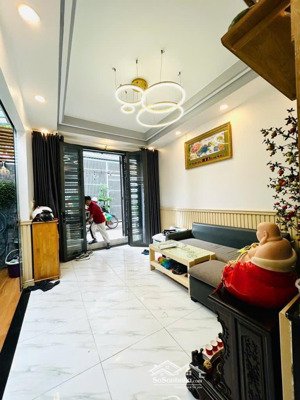 nhà 4 tầng - 45m2 (3,3 x 13) - huỳnh tấn phát quận 7 - 6,8 tỉ