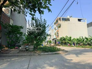 trường thạnh tp thủ đức. lô góc 2 mặt tiền 105m ngang 6.4m giá nhỉnh 6 tỷ