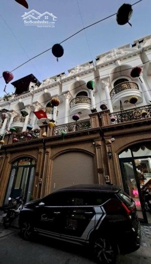 cho thuê nhà 4m/18m nhà 4 lầu có 4 máy lanh.đường số 8..bình hưng hoàb.bình tân.5p.5wc