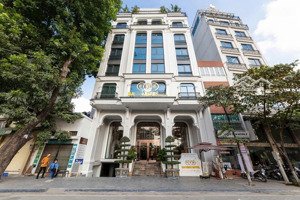 không có căn thứ 2! bán gấp khách sạn nguyễn gia trí: dt:8x25m- hầm 5 tầng- hđt: 350tr/th-giá 50 tỷ