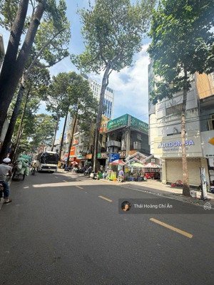 bán nhà mặt tiền trần quang khải, quận 1 - 6 tầng thang máy - vị trí vàng kinh doanh