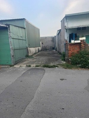 bán đất ngay chợ đêm hoà lân, dt 97,7m2, sổ sẵn công chứng liền, thổ cư, cách aeon mall chỉ 3p