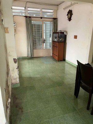 bán gấp chung cư căn góc 2pn, 1wc tại phan văn trị, q.bình thạnh, giá siêu hời 3,35 tỷ, 66m2