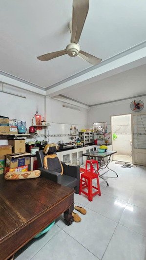 hàng hiếm mặt tiền huỳnh thị nhỏ sát song hành kinh doanh đỉnh bà điểm, hóc môn giá 6 tỷ.