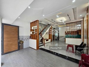 bán gấp nhà 1 trệt 1 lầu hoàn công xây dựng ngay chợ đồn bửu hòa, tt 999tr còn lại ngân hàng hỗ trợ