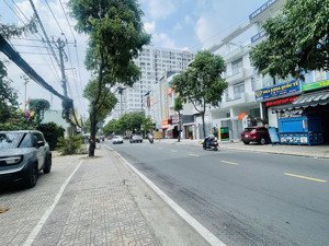 nhà linh tây sát đào trinh nhất thủ đức - 103m2 ngang 5 - đường 8m vị trí đẹp