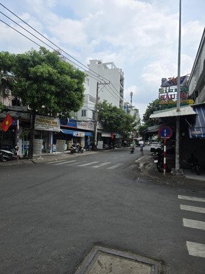 bán nhà góc mặt tiền đường bùi điền, p chánh hưng tp hcm