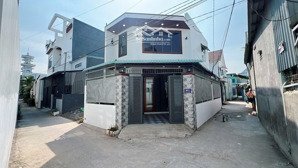 nhà trệt lầu góc 2 mặt tiền giá rẻ gần ngã tư bình chuẩn, thuận an