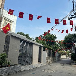 nhà 4 tầng mới đẹp gara oto, cách nguyễn thị định đang mở rộng 30m, 4pn 4wc sổ hoàn công chuẩn