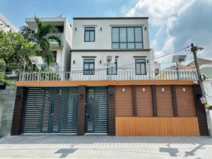 hạ 8 tỷ bán gấp biệt thự trần não nhà mới 100% sân vườn tiểu cảnh 10x39m 3 tầng kiên cố chỉ 75 tỷ