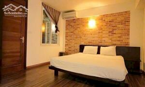 Hạ giá nhà Đặng Thai Mai 75m2, 6T thang máy, MT5m lô góc kinh doanh 25 tỷ gần Hồ Tây