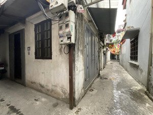 cho thuê nhà riêng 46 ngõ 179 phố vĩnh hưng, 6 triệu, 40m2 giá siêu hời