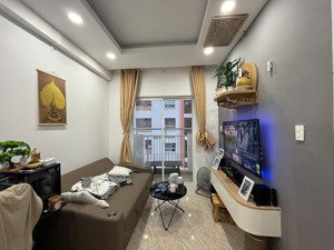 bán gấp cc hoàng quân, sẵn sổ hồng, dt 55m2, 2pn 2wc, full nội thất chỉ 2.15 tỷ