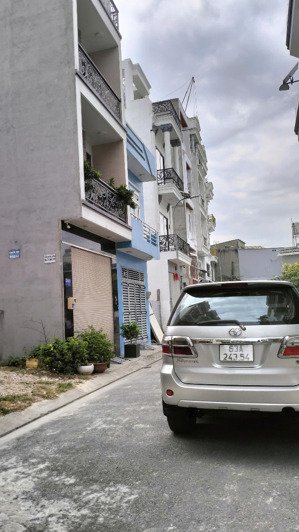 nhà 4 tầng, 5x11m - hẻm 758 hương lộ 2 - hẻm nhựa 7m, 4 phòng ngủ, 6.3 tỷ thương lượng