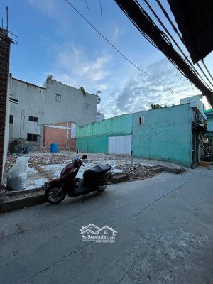 90m2 ngay kđt eco green - dt 5 * 19 - kdc xây dựng cao tầng - sổ riêng 2025 - chỉ 6.x tl