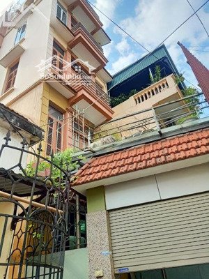 bán nhà 3 tầng ở thường tín hà nội 80m2, ô tô 5,4 tỷ