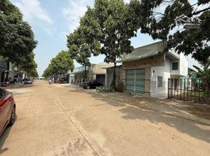 chưa đến 550 triệu sở hữu ngay dãy trọ 150m2 ở đường xc7, p. mỹ phước, bến cát gần kcn mỹ phước 2.