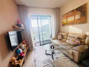 cho thuê 1pn+ balcony- đủ nthat xịn, giá 10tr, bao hết phí trong và ngoài tại lumiere masteri q9