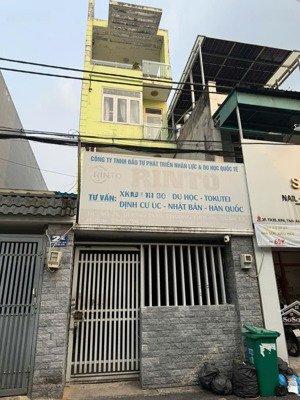 cặp nhà phố 3 lầu 8m x 22m. 02 sổ riêng. mặt tiền đường thới an 35