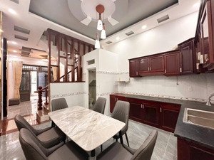 nhà 2 lầu thạnh lộc 16 - hẻm oto - ngay chợ cầu đồng, ngã tư ga-q12 3pn 3wc