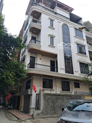 bán nhà nguyễn văn huyên, cầu giấy phân lô, gara 7 chỗ, 68m2, 21 tỷ, thang máy , 3 thoáng, hiếm