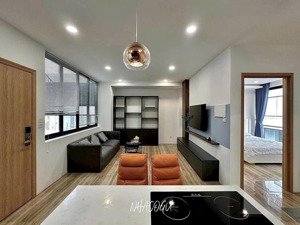 căn hộ cho thuê có ban công đường lê văn sỹ quận 3 gần phú nhuận, quận 1, quận 10, tân bình