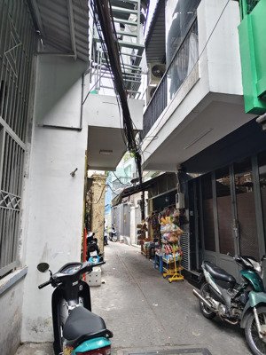 bán nhà [quận 8] dưong bá trạc _dt khủng 100m²_2tầng _4pn __4wc_giá chỉ nhỉnh hơn 5x,tỷ