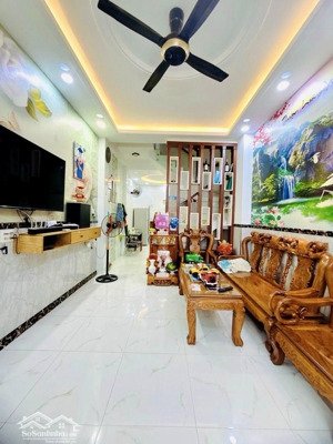 hẻm xe hơi- nhà 4 tầng kiên cố-trung tâm bình thạnh. chỉ nhỉnh 7 tỷ