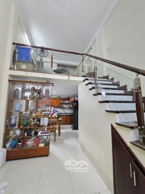 siêu đẹp bán nhà phố phan văn trị, ngõ nông , thông, gần chợ, bệnh viện, 32mx6tầng , 10tỷ5