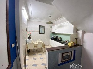 độc nhất bán nhà phố vũ ngọc phan, 15m ra oto, trước nhà 3 gác đỗ cửa, ngõ nông 35mx5tầng, 9tỷ81