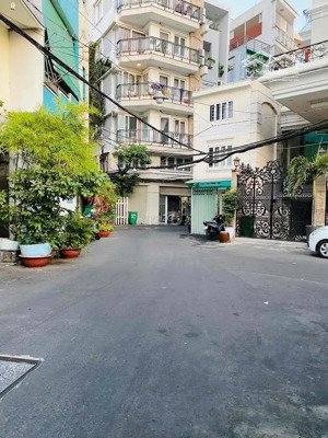 siêu vị trí hxh 15m p,12 q,3 dt:5 x 7,5m cn:37 m-kc: 5 tầng cực thoáng giá chỉ 13,5 tỷ thương lượng