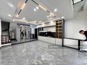 đẹp từng cm! kim mã, ngõ thông, ba gác chạy, gần ô tô, nhà mới, 6t thang máy, ở ngay, dt 43m