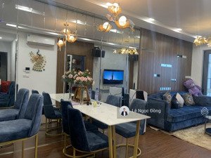 cần bán nhanh căn 75m2-2pn view hồ bơi - full nội thất cao cấp