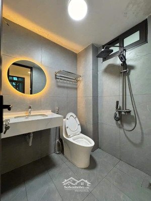 chính chủ tôi cho thuê nhà mới, căn góc, cạnh thái hà, tây sơn, láng hạ, thang máy, 191m2x 7t*77 tr