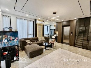 cần bán nhà bồ đề, nguyễn văn cừ 50m2-hơn 14 tỷ-6 tầng thang máy-gara-loo góc-dân xây tâm huyết