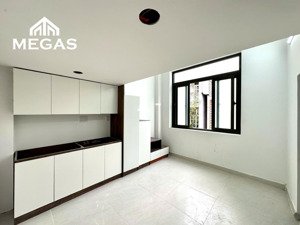 phòng cho thuê mới xây _ gác cao, cửa sổ thoáng _ ngay galaxy nguyễn văn quá, trường chinh