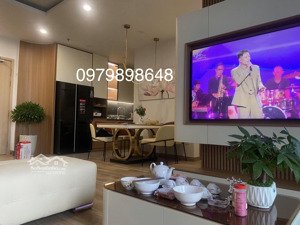 bán căn hộ 2pn wisteria giá tốt nhất toà, nội thất đẹp sang,6,5 tỷ bao toàn thuế phí