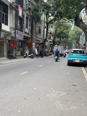bán nhà riêng đẹp tại lý nam đế, 20,5 tỷ, 57m2, vài bước chân ra mặt phố
